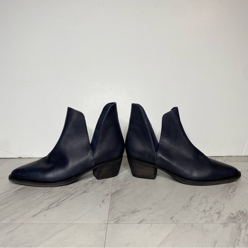 Free People Charm Double V Bootie 36 1/2 - Picture 6 of 13